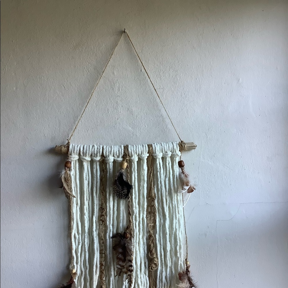 wall hanging - Picture 2 of 5